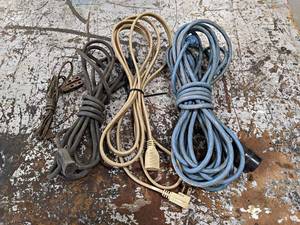 lot 452 image: Lot of (4) Extension Cords