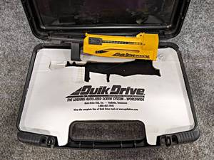 lot 466 image: QuikDrive 2000XL Subfloor  Decking Screw Fastening Attachment w Case