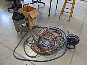 lot 479 image: Lot of Air Hoses, Fan and Sand Blaster Pot (Missing Pieces) - NO SHIPPING