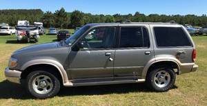 2000 Ford Explorer Eddie Bauer AWD