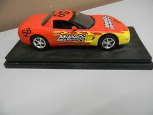 HOTWHEELS MATTEL INC. 118 SCALE - ADVANCE AUTO PARTS CHEVROLET CORVETTE - NICE - AWESOME PIECE - SEE PICTURES