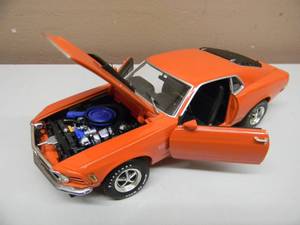FIRST GEAR 124 SCALE - 1970 FORD MUSTANG BOSS 429 - VERY NICE - AWESOME PIECE - SEE PICTURES