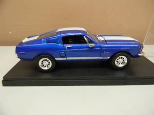 SUNNYSIDE 124 SCALE - 1968 SHELBY GT500KR #8706 - VERY NICE - IN CASE -  AWESOME PIECE - SEE PICTURES