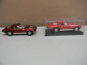 SUNNYSIDE 132 SCALE FRICTION 1963 CHEVROLET CORVETTE STINGRAYS - 1 IN CASE - VERY NICE - AWESOME SET - SEE PICTURES