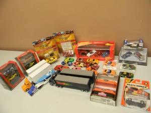 LARGE COLLECTION 164 SCALE - SOME VALUABLE - SEE PICTURES