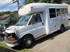 SHUTTLE BUSSCHOOL BUS