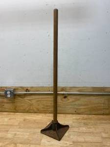 lot 95 image: BARCO INDUSTRIES 8 x 8 Solid Cast Iron Tamper