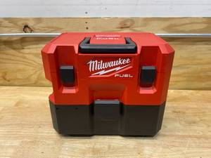 lot 34 image: MILWAUKEE M12 FUEL 12-Volt Lithium-Ion Cordless 1.6 Gal. WetDry Vacuum (Tool-Only)