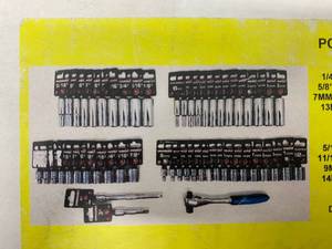 lot 39 image: POWERBUILT BRAND 53 Piece 38 Drive Pro Socket Set