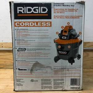 lot 47 image: RIDGID 9 Gallon 18V NXT WetDry Shop Vac