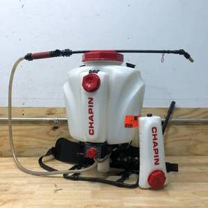lot 57 image: CHAPIN 63950 Backpack 4 Gal Sprayer w Two 40 oz  Concentrate Tanks