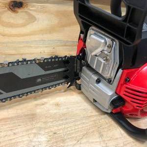 lot 58 image: CRAFTSMAN S205 20in 46-cc 2-Cycle Gas Chainsaw