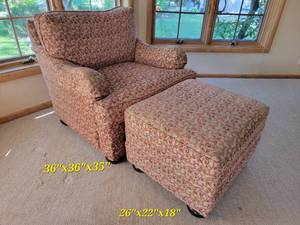 lot 10 image: Stickley Furntiure Easy Chair