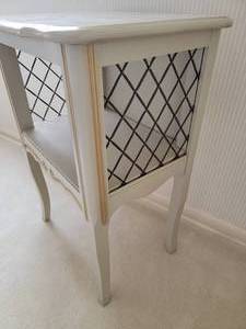 lot 18 image: Vintage French Provincial Bedside Table