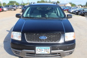 2005 Ford Freestyle SE
