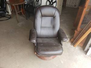 Reclining Swivel Chair