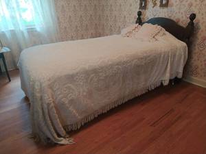 Twin Size Bed