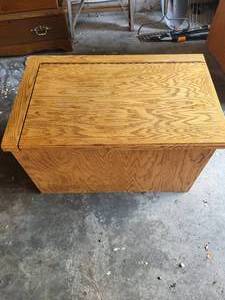 lot 6 image: Wooden Storage Bench For Shoes...