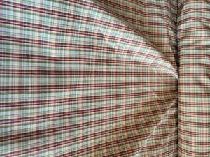 lot 14 image: Roll Of Gingham Looking Fabric
