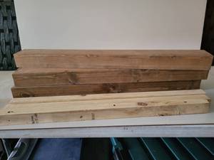 lot 24 image: Floating Shelves