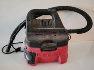 lot 72 image: Craftsman Electric WetDry Vacuum