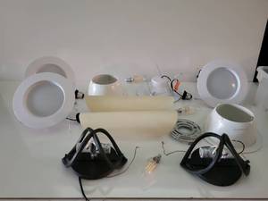 lot 89 image: Miscellaneous Electrical Items
