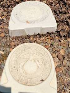 lot 137 image: Two Patio Landscape Blocks
