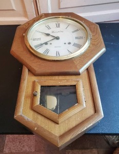 Vintage Montgomery Ward Co. 30 Day Clock