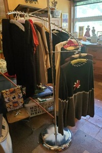 Clothing Rack With Clothes