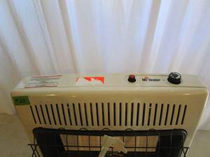 lot 28 image: Mr. Heater 30,000 BTU - Propane