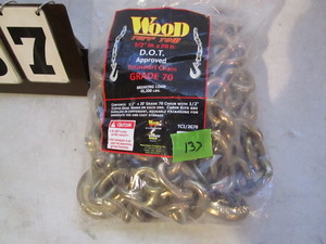 lot 137 image: Wood Tuff Tow Transport Chain - 12 x 20 ft