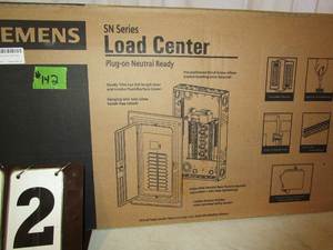 lot 142 image: Siemens SN Series Main Lug Load Center