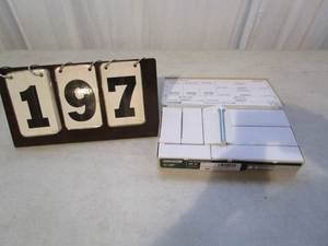lot 197 image: Crown Bolt - Bolt Assortment Kit