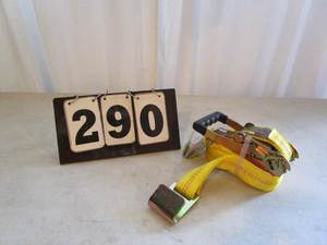 lot 290 image: Wood Tuff Tow Ratchet Strap - 27ft
