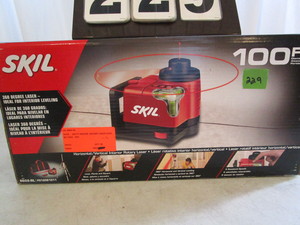 lot 229 image: Skil Laser