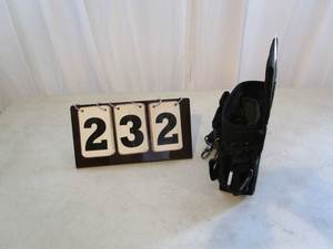 lot 232 image: McGuire Nicholas Electricians Pouch