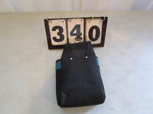 lot 340 image: Gatorback Tool Bag