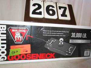 lot 267 image: Bull Dog Gooseneck 3K Trailer Hitch