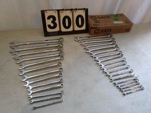 lot 300 image: SATA 30 pc Combination Wrench Set