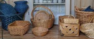 lot 355 image: Assortment of (15) Woven Wicker Baskets