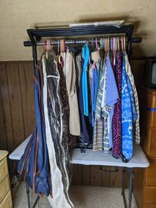 lot 322 image: Womens Clothing (Large-2XL Tops, 16-18 Pants), with Clothing Rack, Garment Bag, Plastic Suit Bags