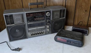 lot 325 image: Vintage Electronics Sears Radio Cassette Player Boom Box, Sony Dream Machine Clock Radio, Tradition Alarm Clock