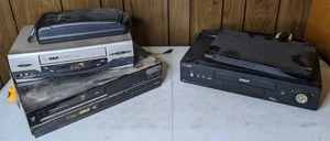 lot 327 image: Vintage & Modern Electronics 2 RCA VCRs, Sony DVD Player, Ambico VHS Rewinder, MGA VCR
