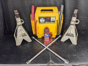 lot 50 image: Pair of 4-Ton Jack Stands, Hydraulic Jack, Jump Start Battery Charging System and Tire Iron Cross Wrench