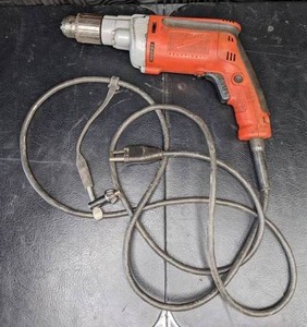 lot 36 image: Milwaukee 12 Corded Drill