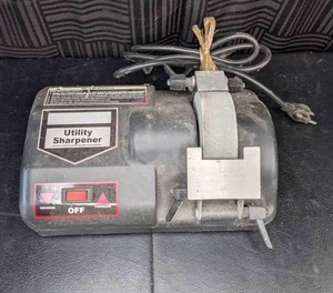 lot 14 image: Sears Craftsman Utility Sharpener