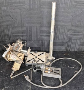 lot 74 image: Black & Decker Drill Press Stand