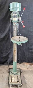 lot 4 image: 16 Speed Floor Drill Press