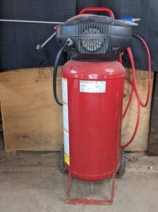 lot 2 image: Coleman Powermate Premium Air Compressor