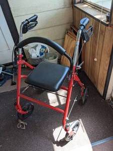 lot 200 image: Drive Medical 10257RD-1 Four Wheel Rollator with Fold Up Removable Back Support, Red